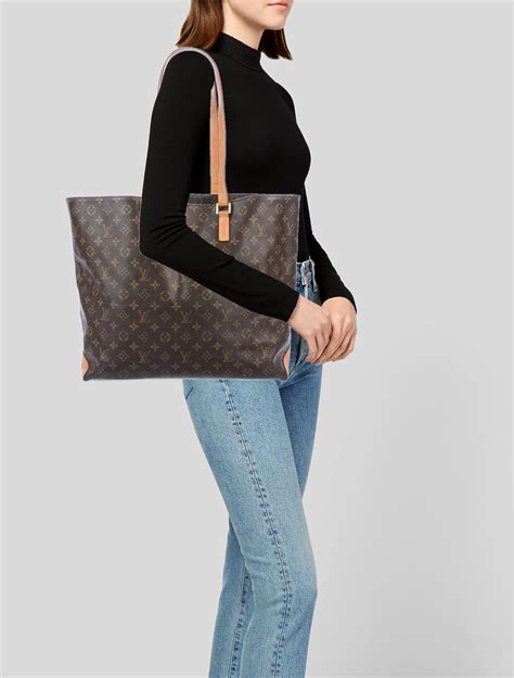 mezzo monogram louis vuitton.